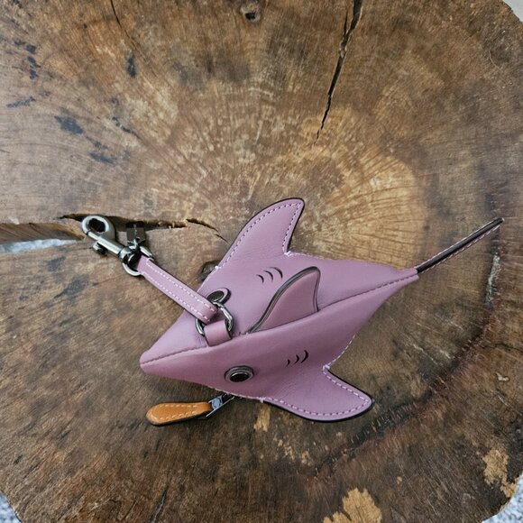 NWT COACH Sharky Coin Case Mini Leather Dark Primrose - Picture 3 of 13